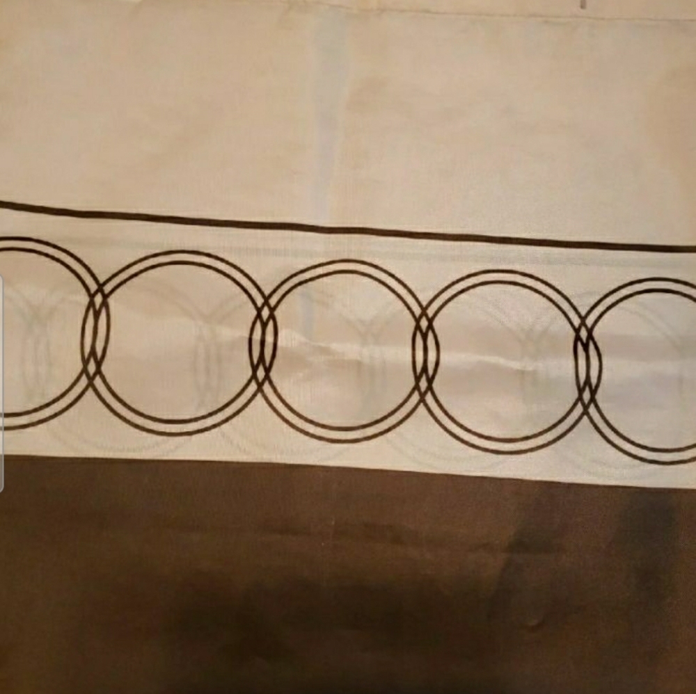 BATH Curtain